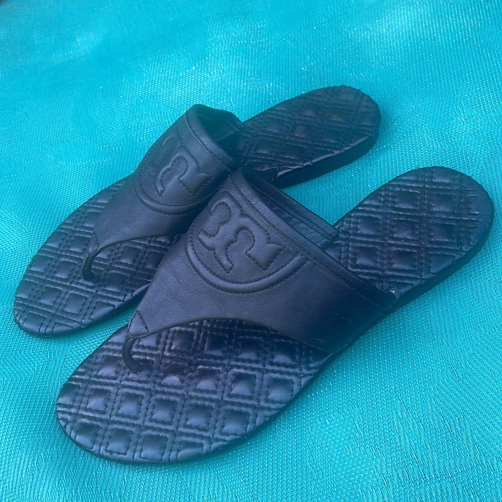Tory Burch Fleming black leather thong Sandal shoes flip flop dress embroidered
